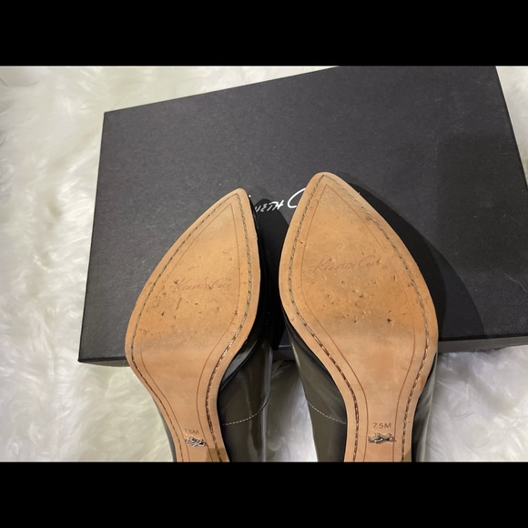 Kenneth Cole 'Bless-Said' Pump' - Picture 2 of 6